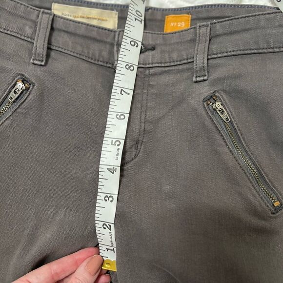 Anthropologie Pilcro and the letterpress 29 Gray Slim Skinny jeans
Zippers - Picture 9 of 12